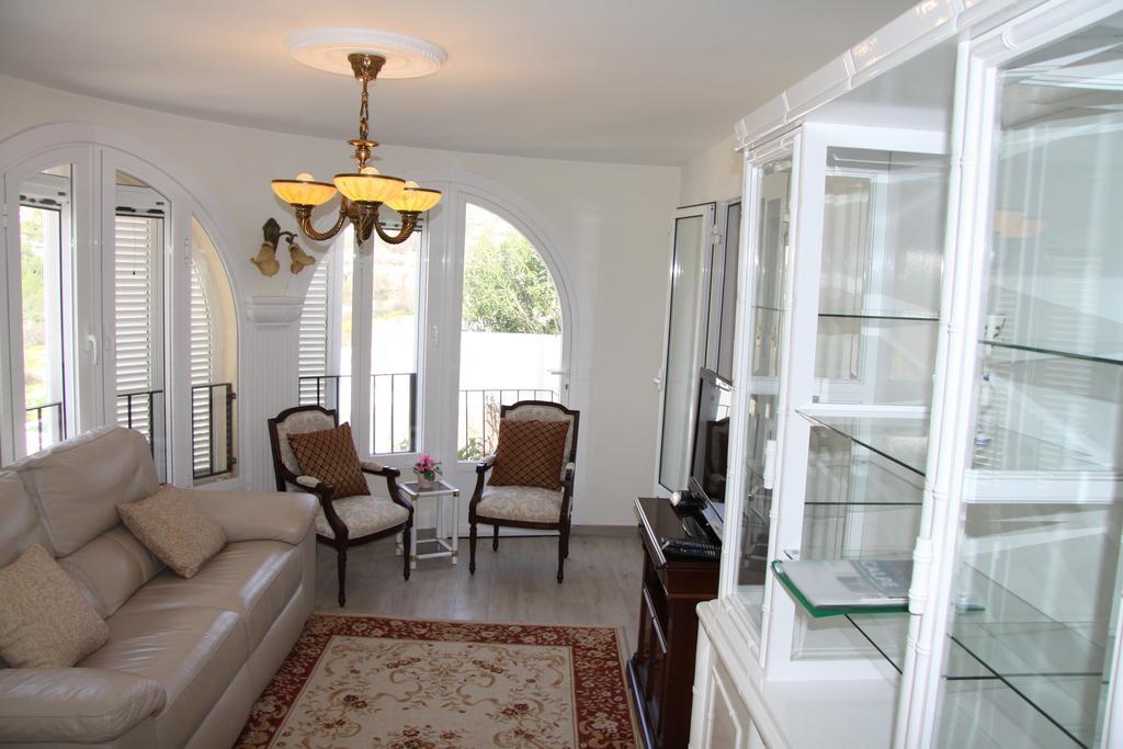 Apartamentos El Tosal 47A カルプ エクステリア 写真